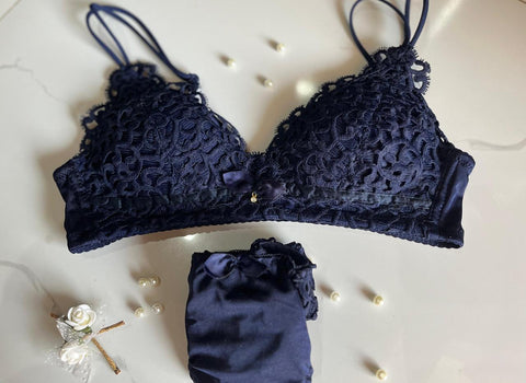 Date Night Whisper 34 & 38 Half Cup Bra with Penty