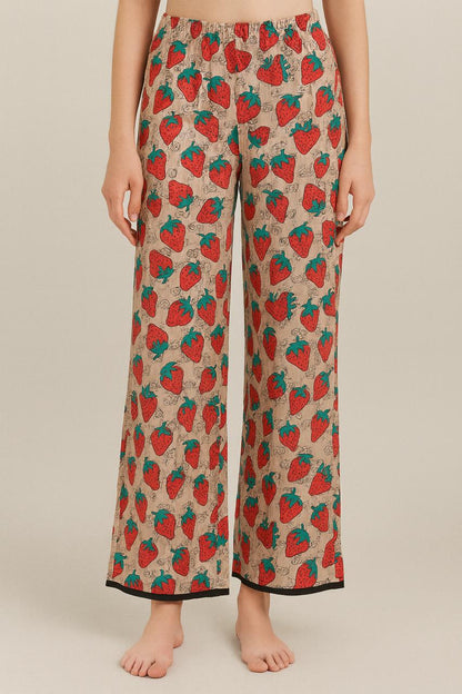 Spring and Autumn Style Women's Soft Homewear Set - Women's Casual Sleepwear - Soft and Melted Strawberry Two-Piece Set - Sleepwear